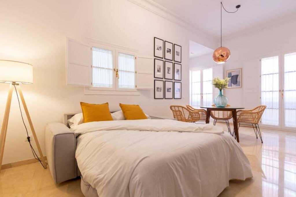 Mumu Luxury Suite Lirio Sevilla Exteriör bild