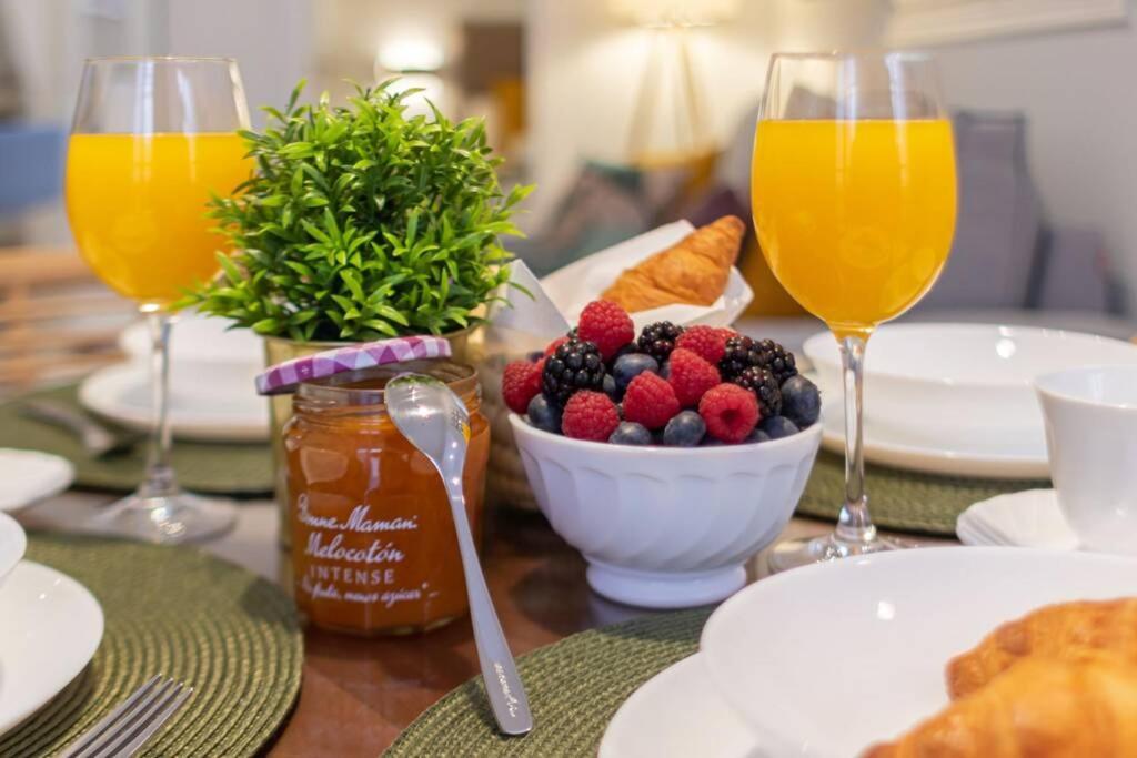 Mumu Luxury Suite Lirio Sevilla Exteriör bild